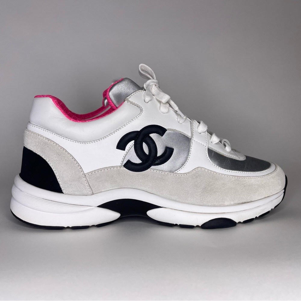 RARE CHANEL Low top white silver fluo pink EU SIZE
40 WICOA TRAINERS ITALY🇮🇹